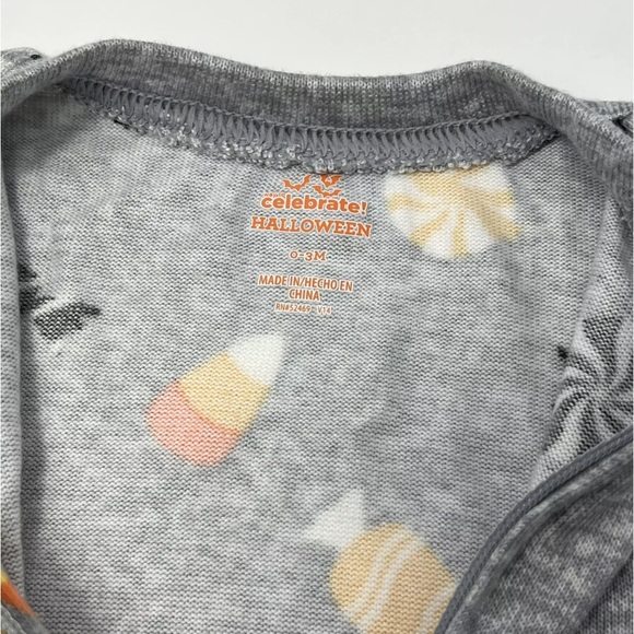 Baby Halloween Candy Romper Grey (NWT) Size: 0/3M - Candy Corn - Picture 7 of 10